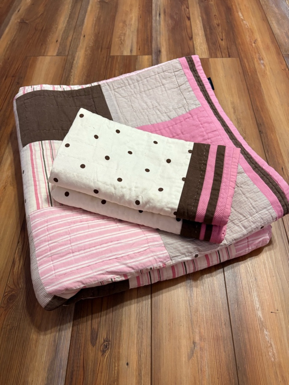 Pink & Brown ‘Savannah’ Patchwork Linen Cotton Quilt Full/Queen with 2 Euro Sham